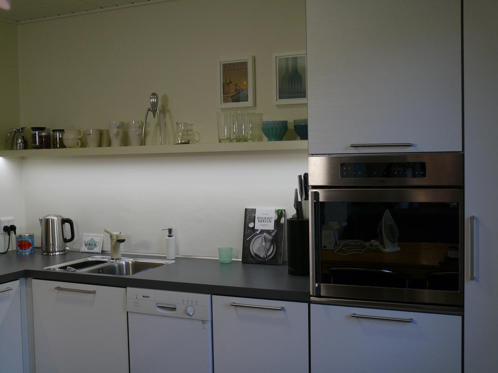 Holiday Home Fredensvang Århus Стая снимка